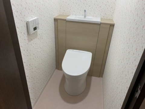 トイレ　札幌市　白石区　リフォーム　TOTO　レストパル　キャビネット式